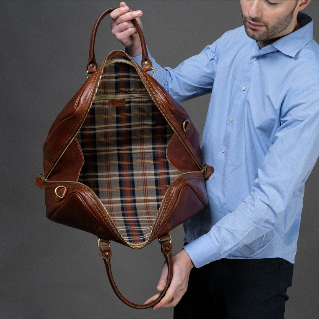 2:Customizable leather BAG, PassioneBiturbo