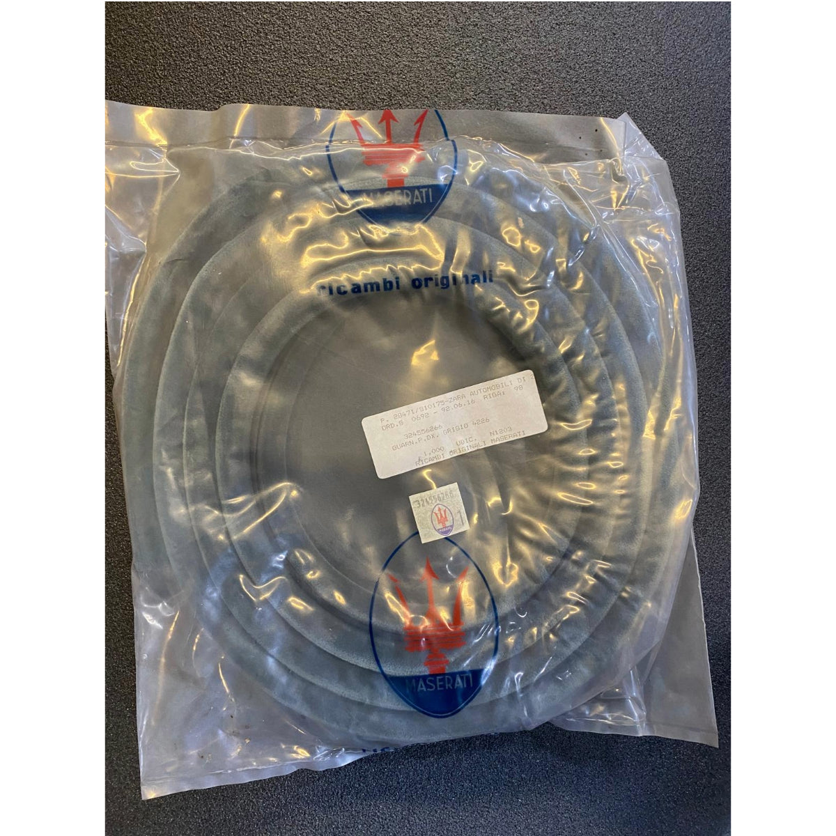 324556266-314551161-364502158 GUARNIZIONE PORTA POSTERIORE DX PER MASERATI 418/4.24v/430