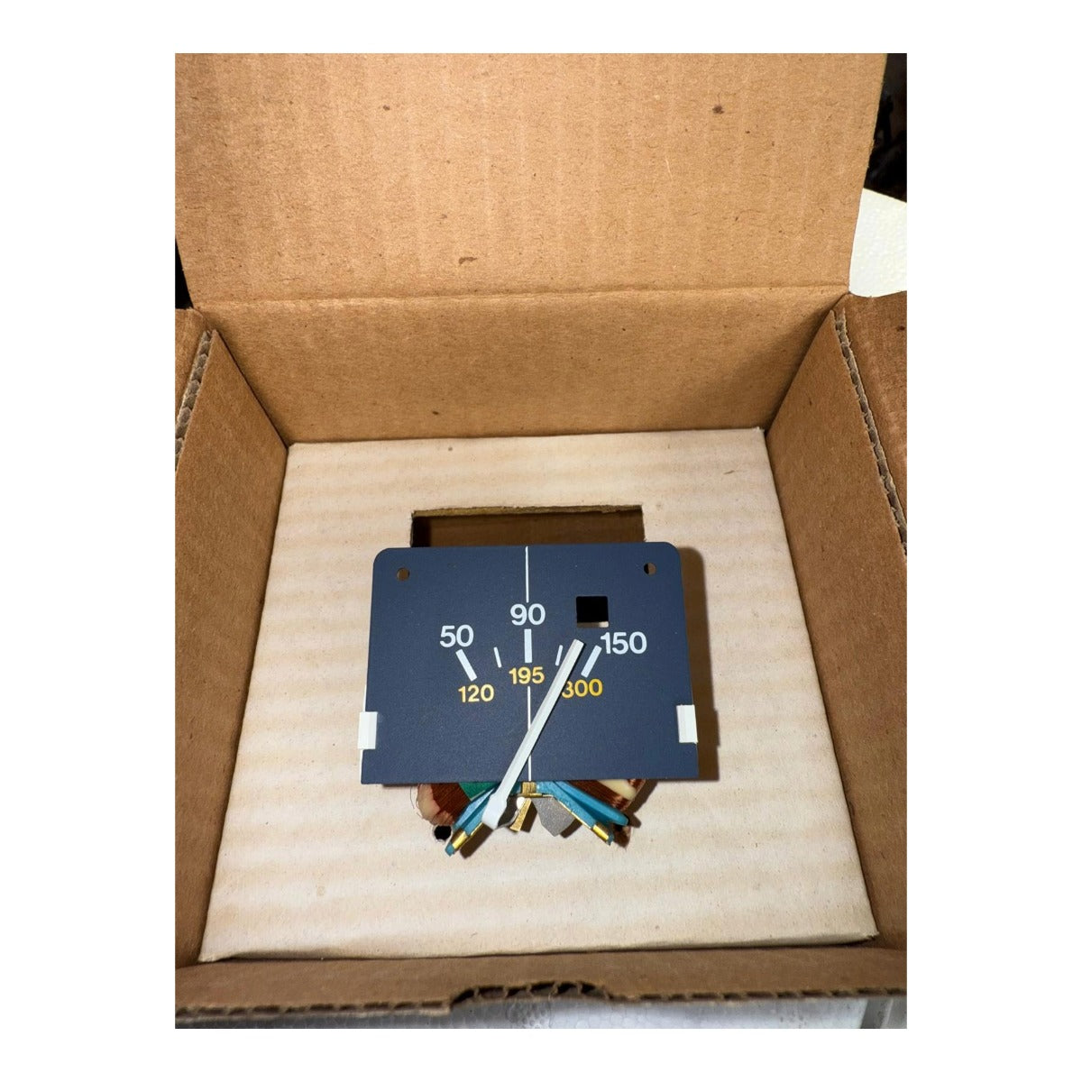 330898200 INDICATORE DELLA TEMPERATURA DELL'OLIO MASERATI QPT V8 ANNI 70-80 JAEGER NUOVO